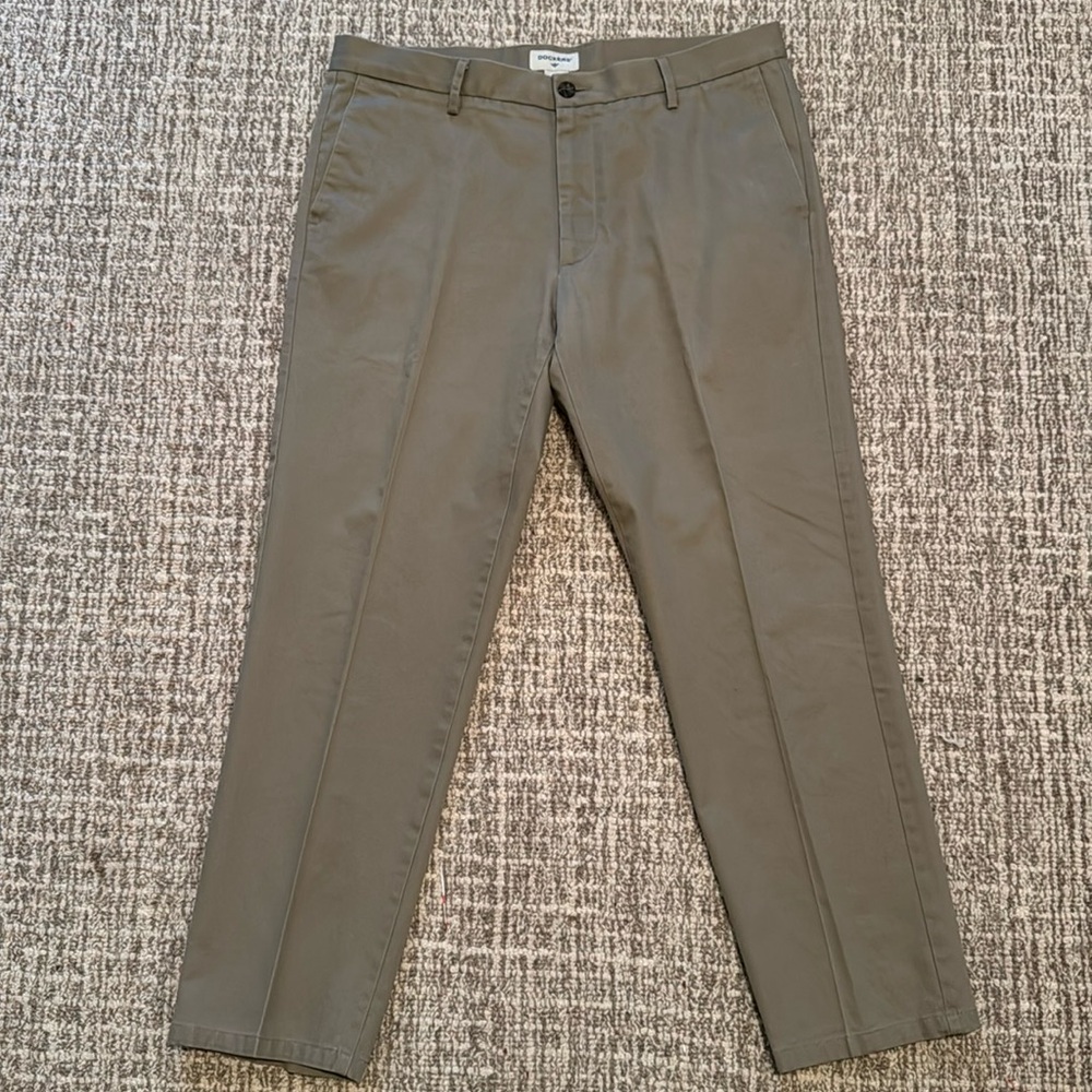DOCKERS 36x30 slim tapered pants